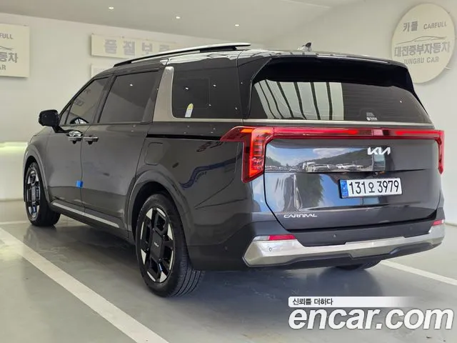 Kia Carnival 2024 thumb 7