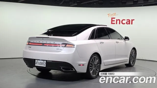 Lincoln MKZ 2016 thumb 2