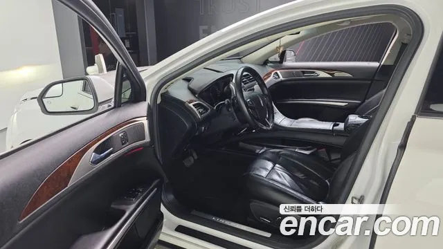 Lincoln MKZ 2016 thumb 12