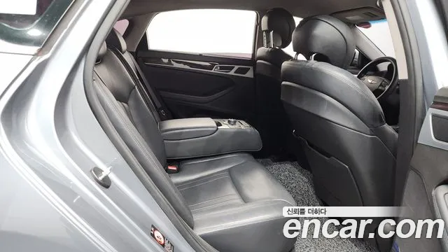 Hyundai Genesis 2015 thumb 12
