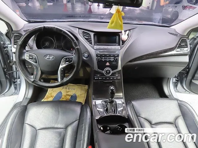 Hyundai Grandeur 2017 thumb 2