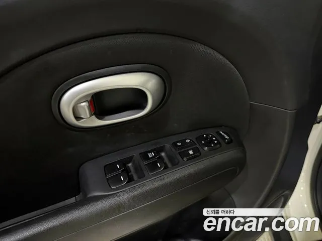 Kia Soul 2016 thumb 3