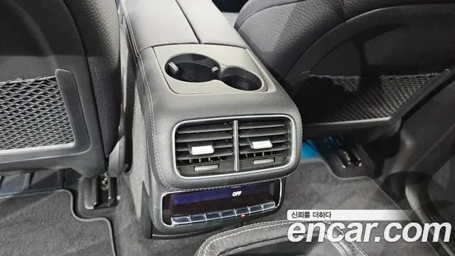 Mercedes-Benz GLS 2022 thumb 9