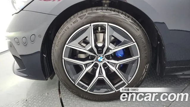 BMW 5 серии 2025 thumb 9
