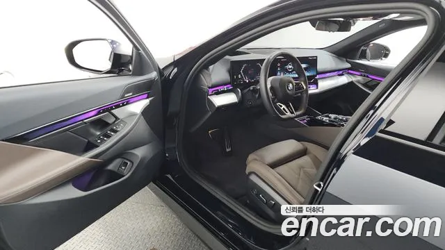 BMW 5 серии 2025 thumb 5
