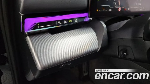 BMW 5 серии 2025 thumb 10