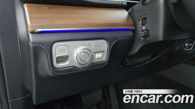 Mercedes-Benz E-Класс 2021 thumb 7