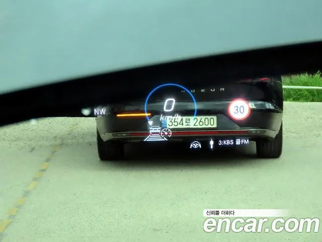 Mercedes-Benz E-Класс 2023 thumb 10