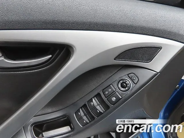 Hyundai Elantra 2013 thumb 10