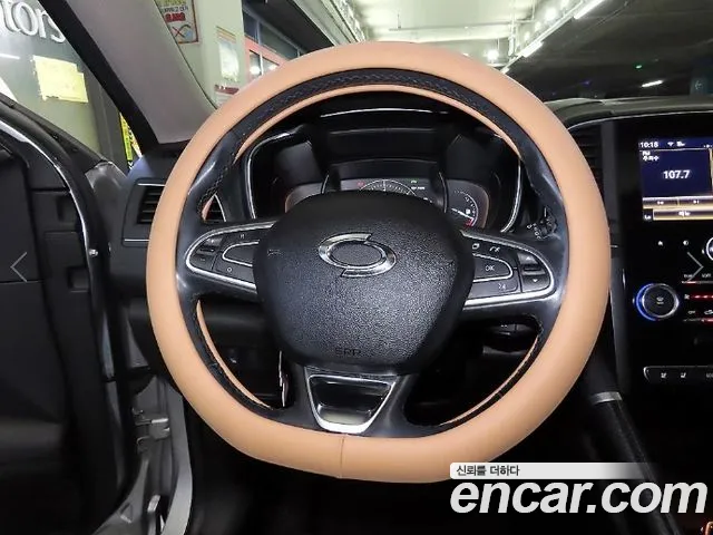 Renault QM6 2017 thumb 11