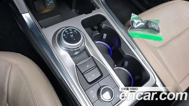 Ford Explorer 2020 thumb 7