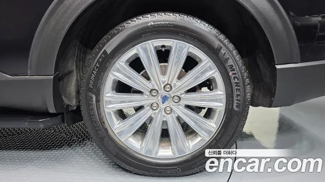 Ford Explorer 2020 thumb 4