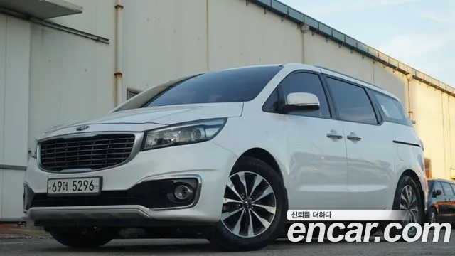 Kia Carnival 2014 thumb 8