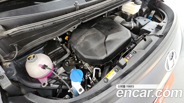 Hyundai Staria 2022 thumb 3