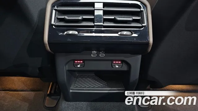 BMW 5 серии 2024 thumb 8