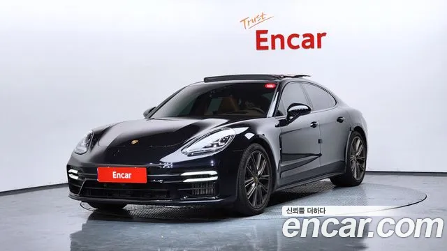 Porsche Panamera 2023 thumb 5