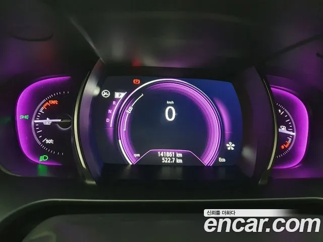 Renault SM6 2016 thumb 9