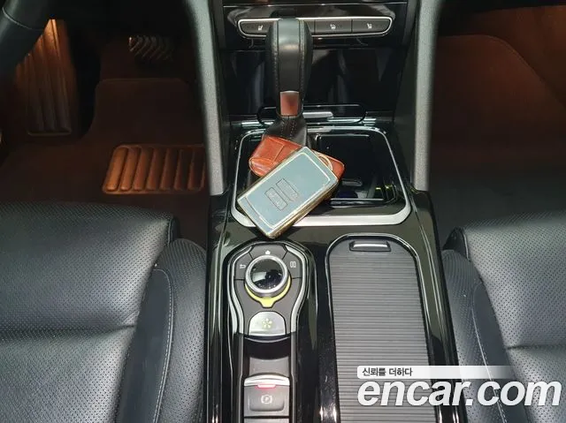 Renault SM6 2016 thumb 7