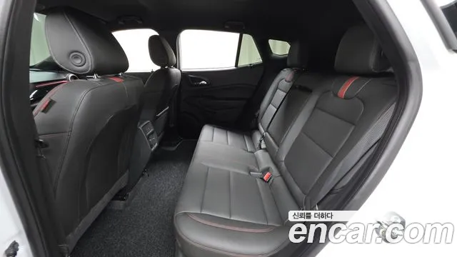 Chevrolet Tracker 2023 thumb 2