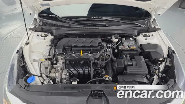 Hyundai Elantra 2021 thumb 7