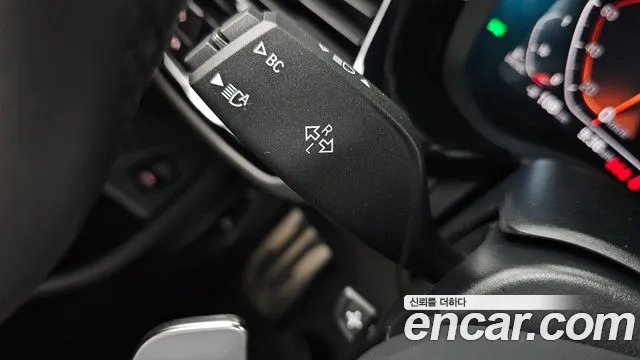 BMW 5 серии 2020 thumb 10