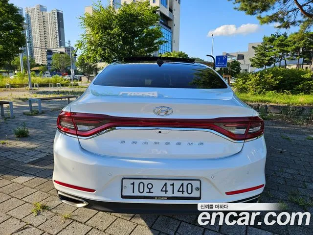 Hyundai Grandeur 2017 thumb 9