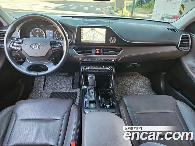 Hyundai Grandeur 2017 thumb 12