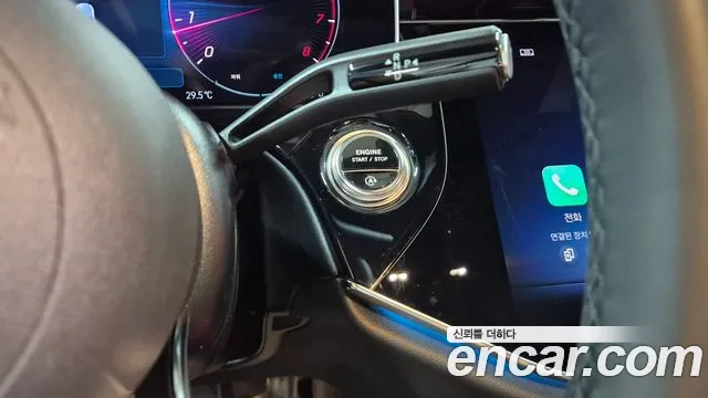Mercedes-Benz E-Class 2025 thumb 3