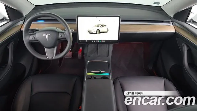 Tesla Model Y 2024 thumb 4