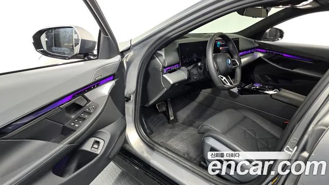 BMW 5 серии 2025 thumb 6