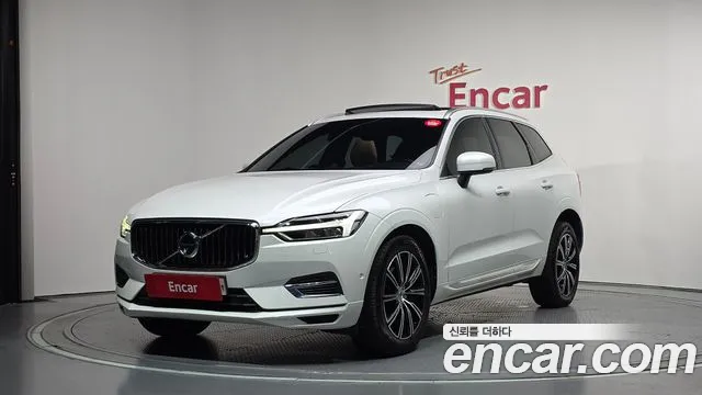 Volvo XC60 2018 thumb 8