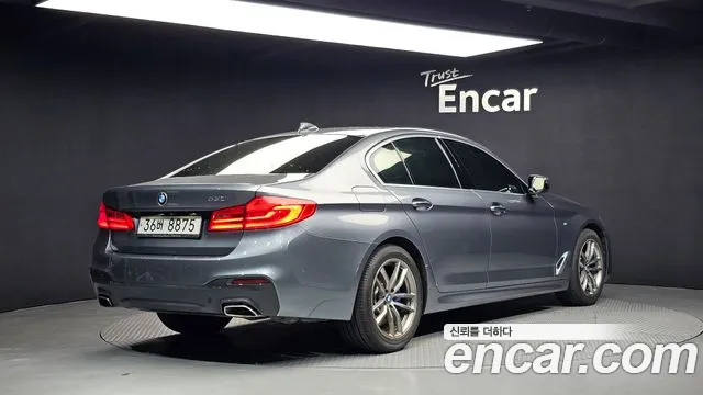 BMW 5 серии 2018 thumb 6