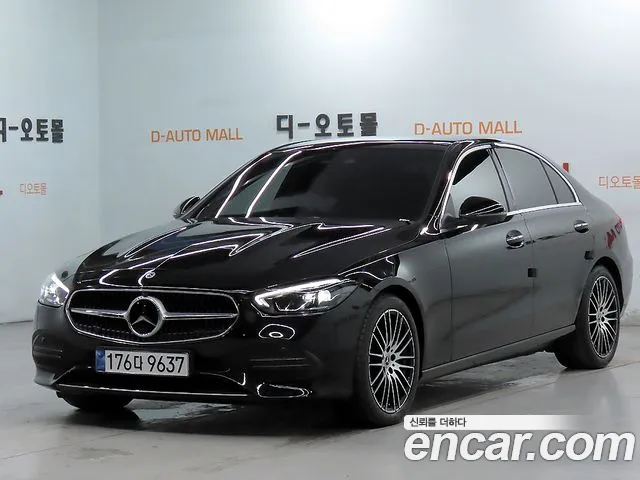 Mercedes-Benz C-Class 2023 thumb 3