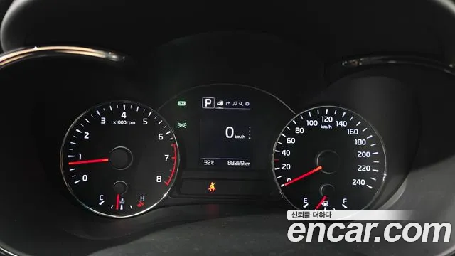 Kia K3 2016 thumb 8