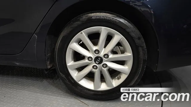 Kia K3 2016 thumb 12
