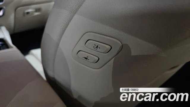 Kia K9 2018 thumb 11