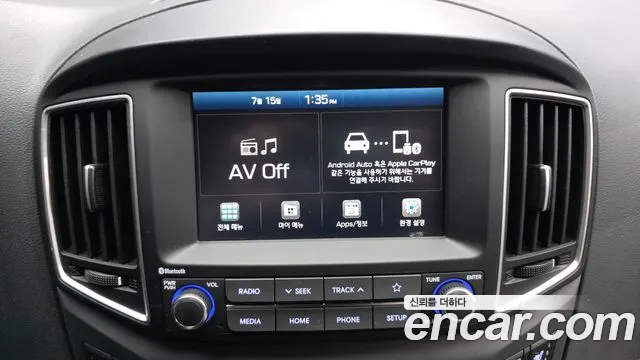 Hyundai Staria 2021 thumb 8
