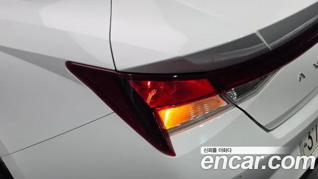 Hyundai Avante 2022 thumb 2
