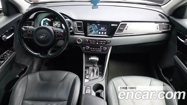 Kia Niro 2016 thumb 9