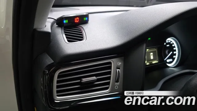 Kia Niro 2016 thumb 5