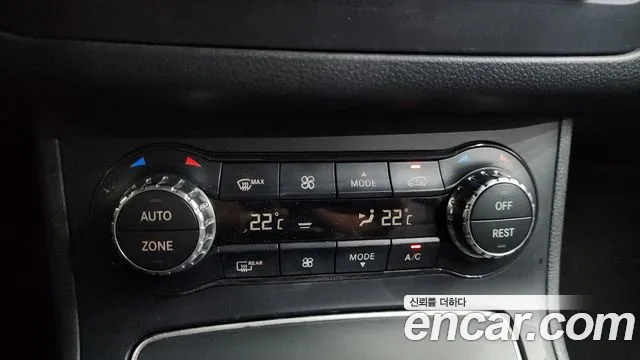 Mercedes-Benz B-Class 2018 thumb 7