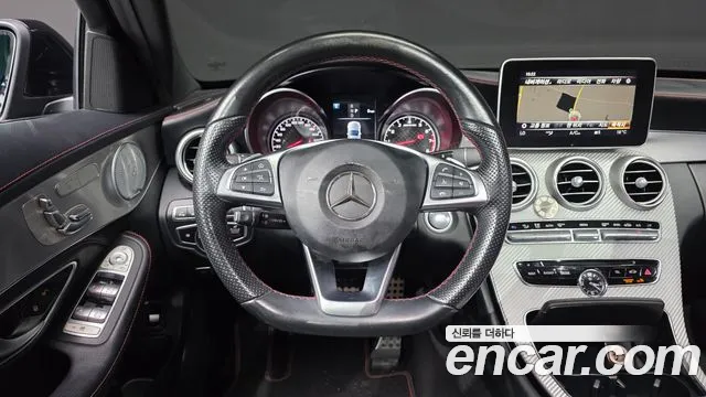 Mercedes-Benz C-Class 2018 thumb 7