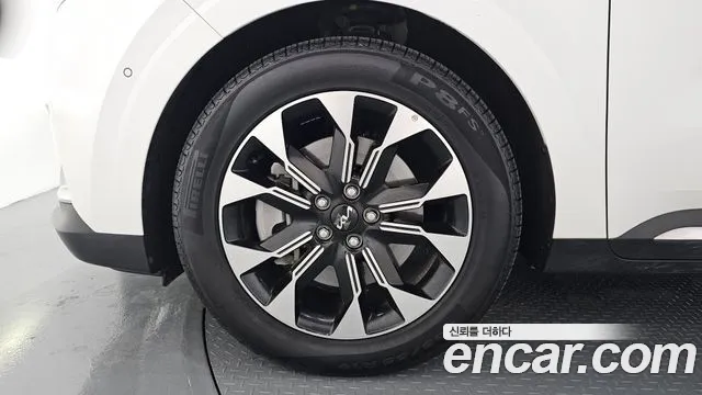 Kia Carnival 2022 thumb 4