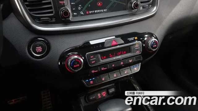 Kia Sorento 2018 thumb 4