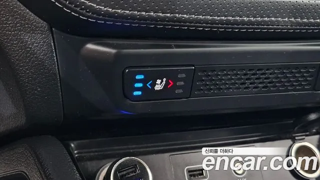 KGM Rexton 2021 thumb 12