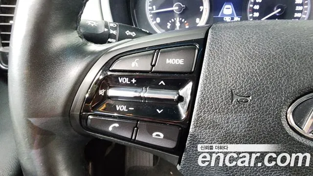 Hyundai Grandeur 2017 thumb 11