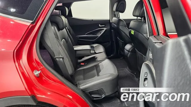 Hyundai Santafe 2016 thumb 11