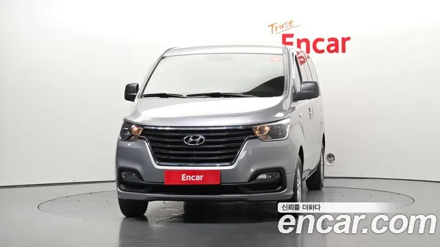 Hyundai Staria 2021 thumb 2