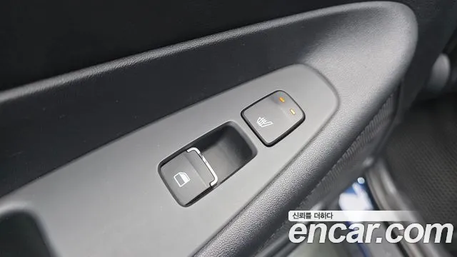 Hyundai Santa Fe 2019 thumb 7