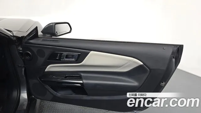 Ford Mustang 2024 thumb 2